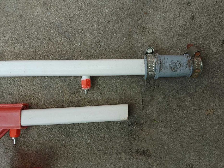 Поилка для курей, цыплят, перепелов