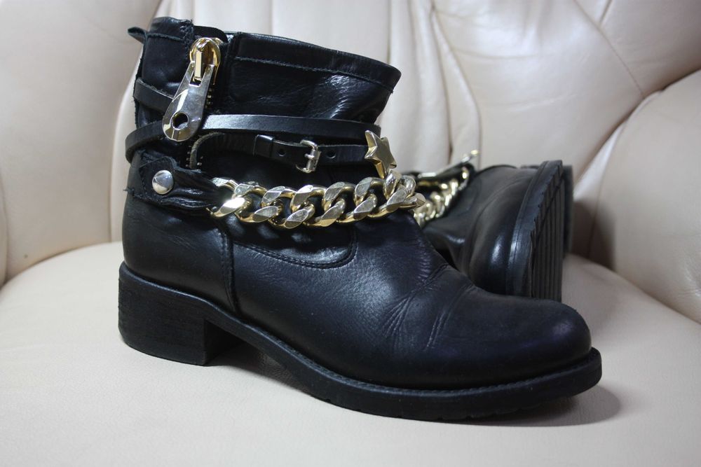 круті на пів черевички 38 розмір