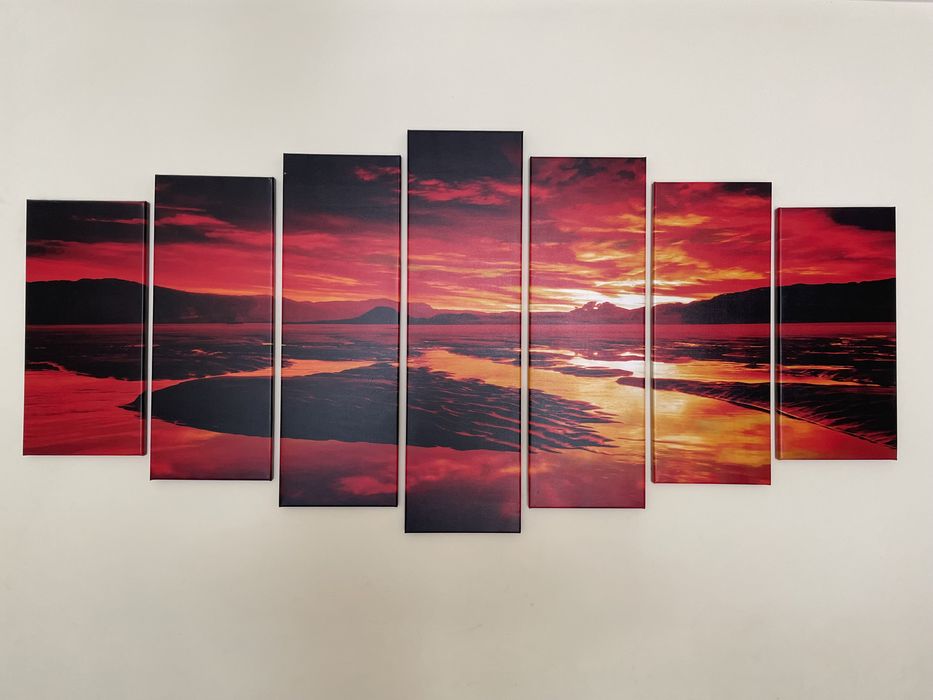 Picture divided into 7 pieces64297464978050120