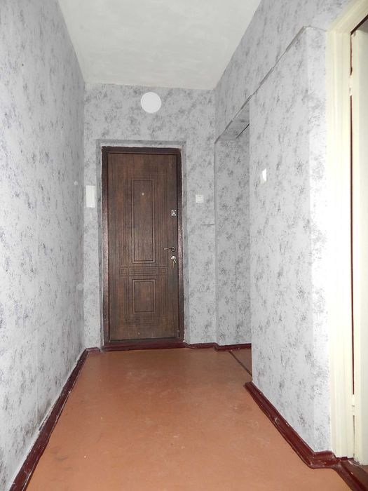 Сдам крупногабаритную 1-комнатную квартиру 44 квадратных метра 4 МКР