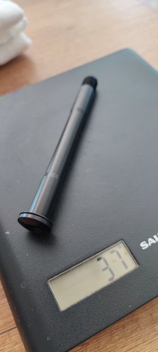 Oś Accent EVO przód 100x12mm M12x1.5 dł 124mm