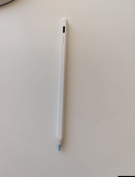 Продам стилус білий з голубим наконечником