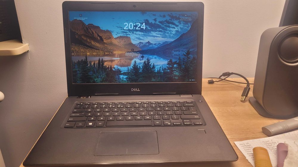 Dell Latitude 3490
