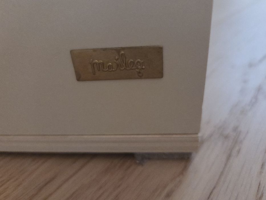 MAILEG Drewniany domek dla lalek  myszek królików