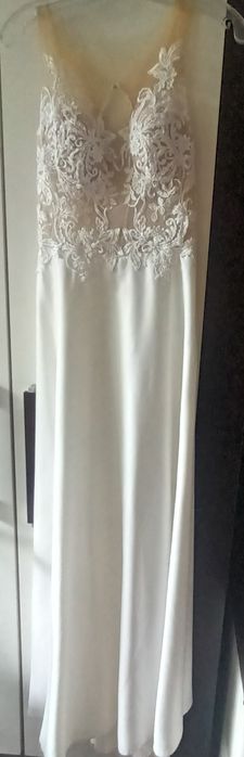 Suknia slubna skromna