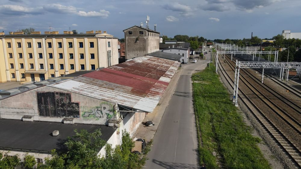 Wynajem hali magazynowo–usługowej – elastyczne powierzchnie od 50 m²