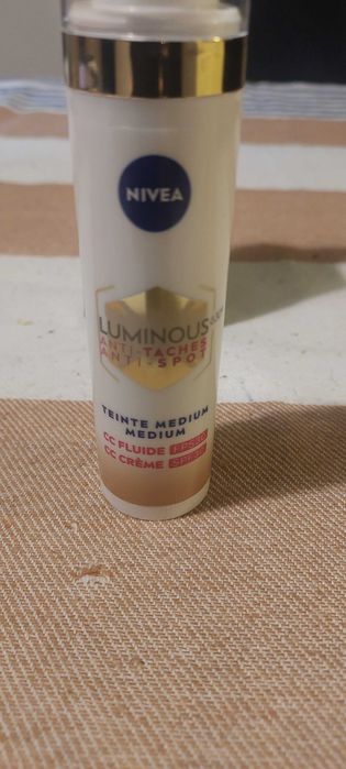 Nivea Luminous630 Antispot CC Fluid SPF30 - 02 Medium 40ML