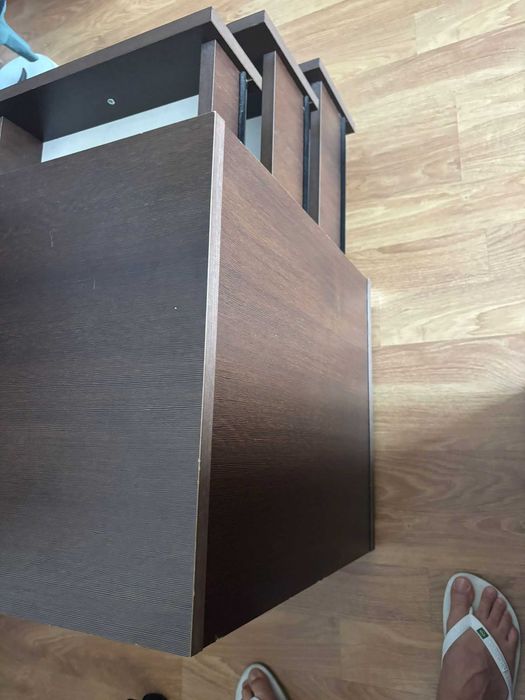 Cómoda com tres gavetas preta