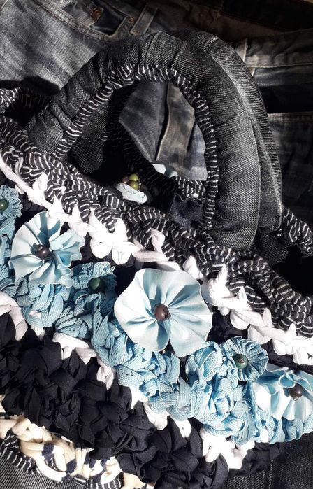 Saco de mão com flores