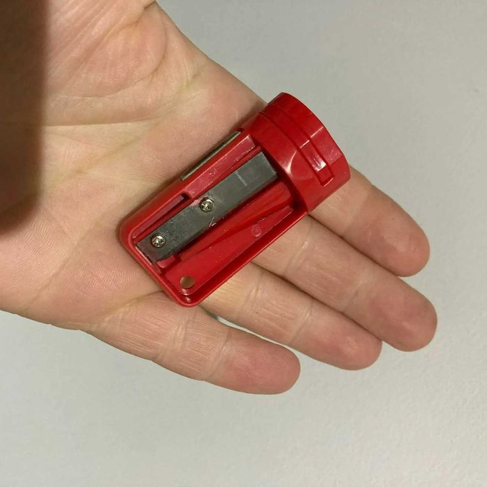 Большая точилка для грифеля плотницкого карандаша