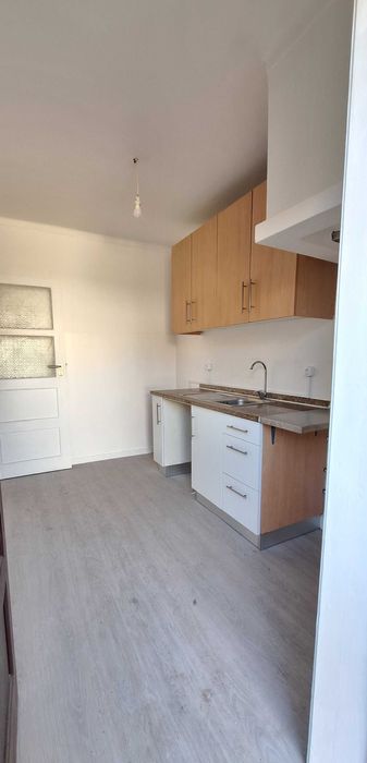 T2 - ARRENDAMENTO LEGAL - metro da Levada