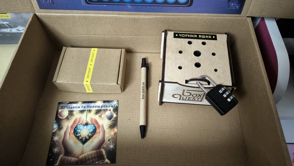 Квест для компанії друзів у коробці Контакт із прибульцями Quest box