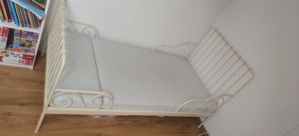 Łóżko minnen Ikea rosnące z dzieckiem