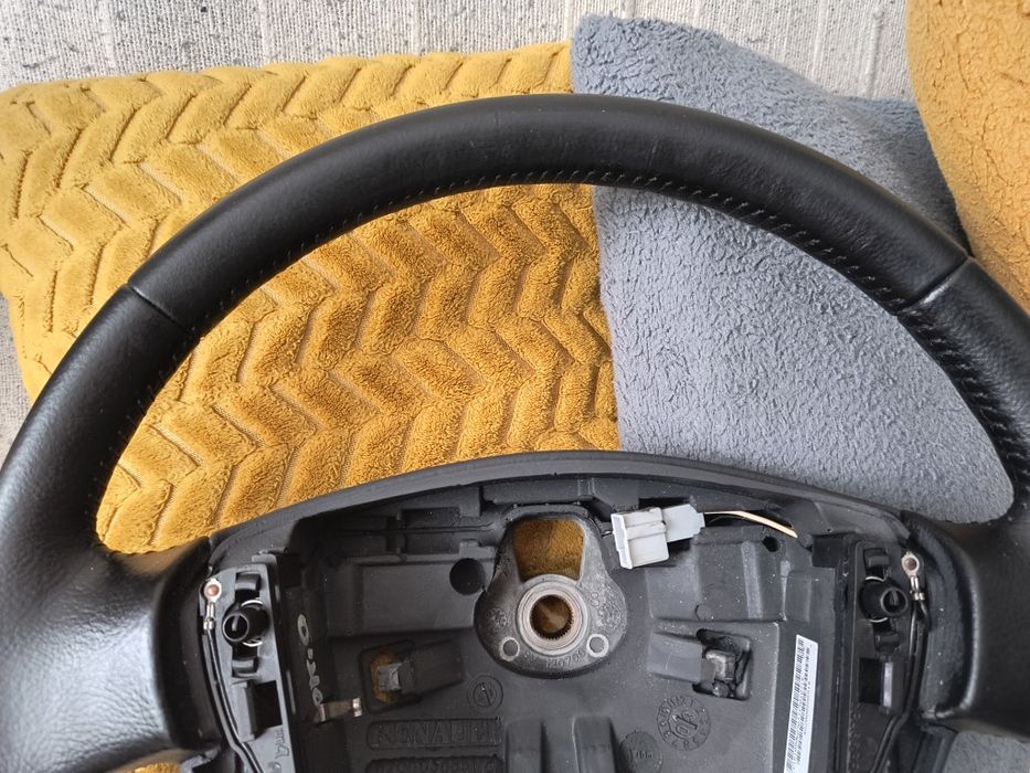 Kierownica skórzana odnowiona renault Clio 2 / Thalia 1