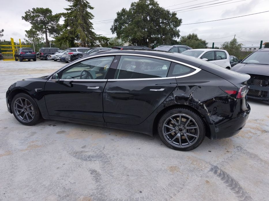 Tesla 3 dual motor