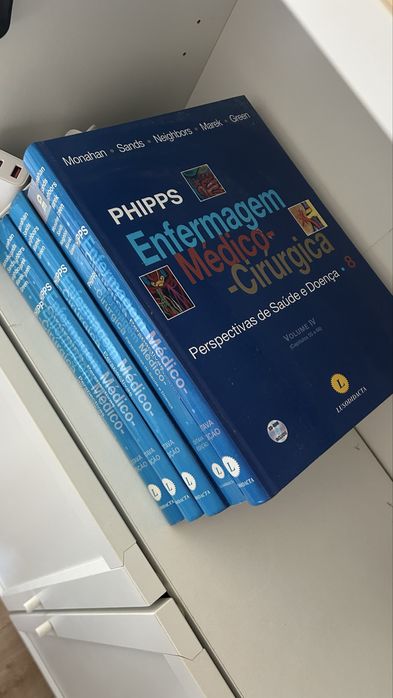 Livros de Enfermagem Medico-Cirurgico (coleção completo)