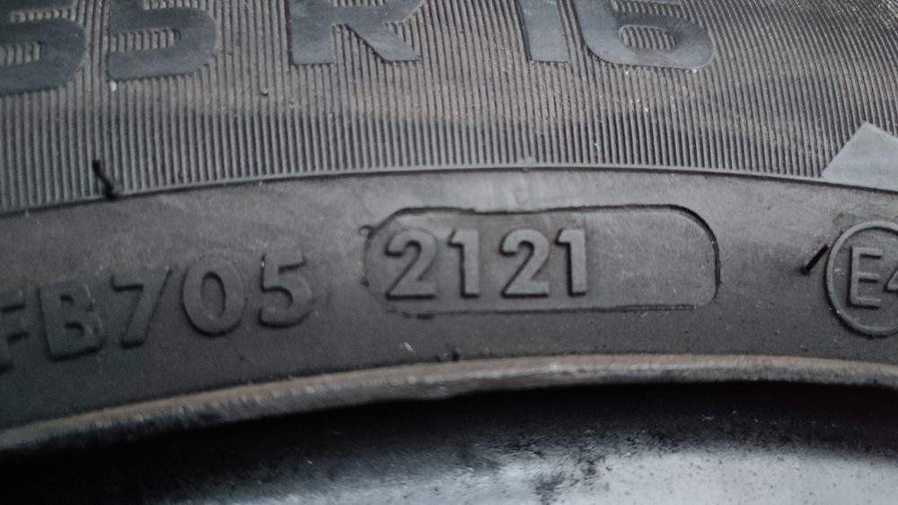 4x koła stalowe 16 Volvo C30 S40 V50 V40 Vredestein Całoroczne 205/55R16