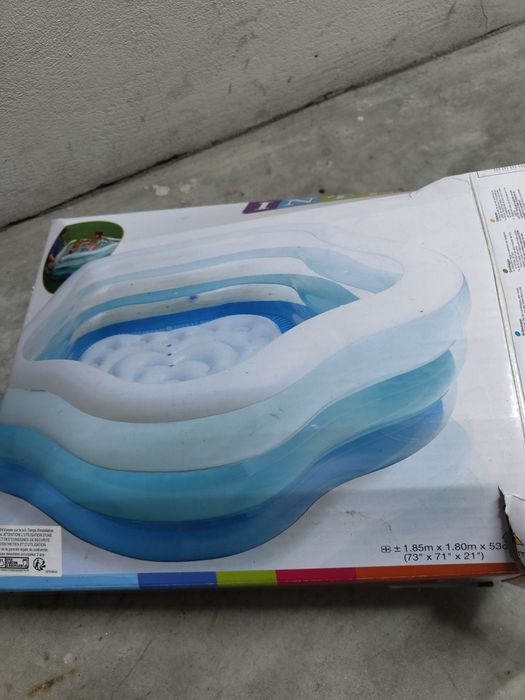 Piscina Insuflável INTEX 1,85 x 1,80 x 53 cm + Bomba de Pé – Como Nova
Preço sugerido: 30 € (negociável)
(Se quiseres vender rapidamente, coloca a