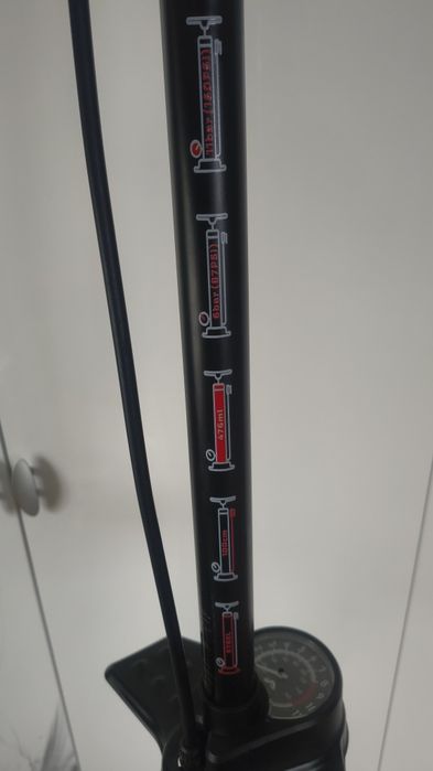 Насос Crivit з манометром