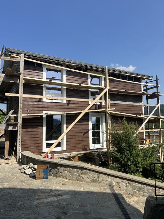 Будівництво будинків