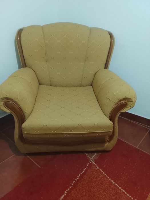 Conjunto de 3 sofá ,2 sofás pequenos,1 sofá grande de 3 lugares com cama