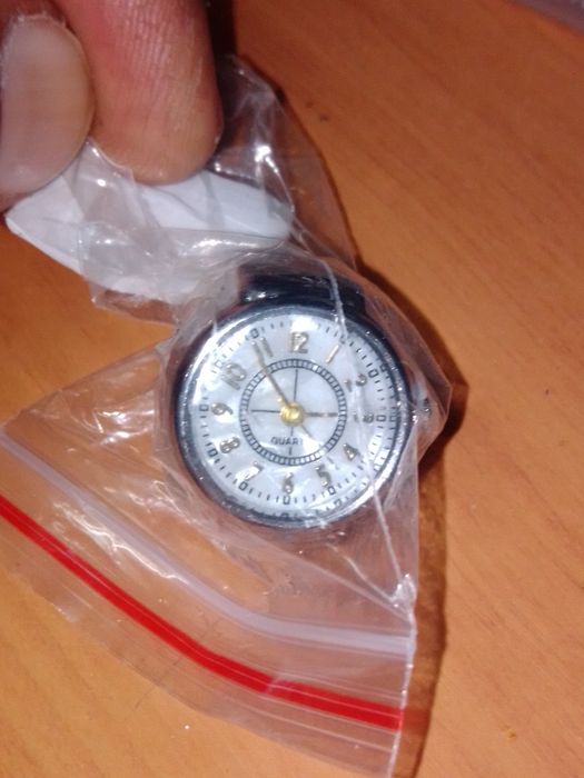 Relógio anel prateado