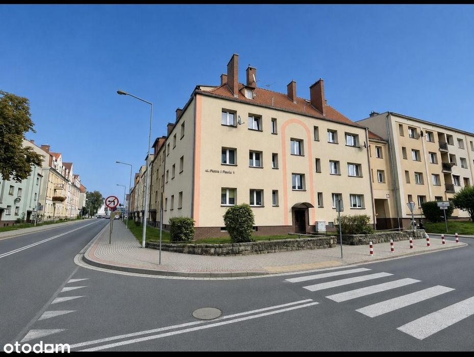Dwupokojowe mieszkanie w centrum Bolesławca.