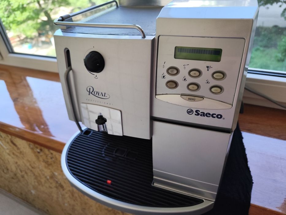 Кофемашина Saeco royal professional