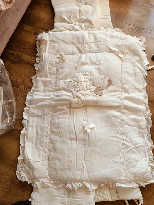 Zestaw ochronny do łóżeczka dziecięcego i kołderka