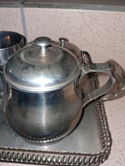 Conjunto 5 peças de Chá e tabuleiro