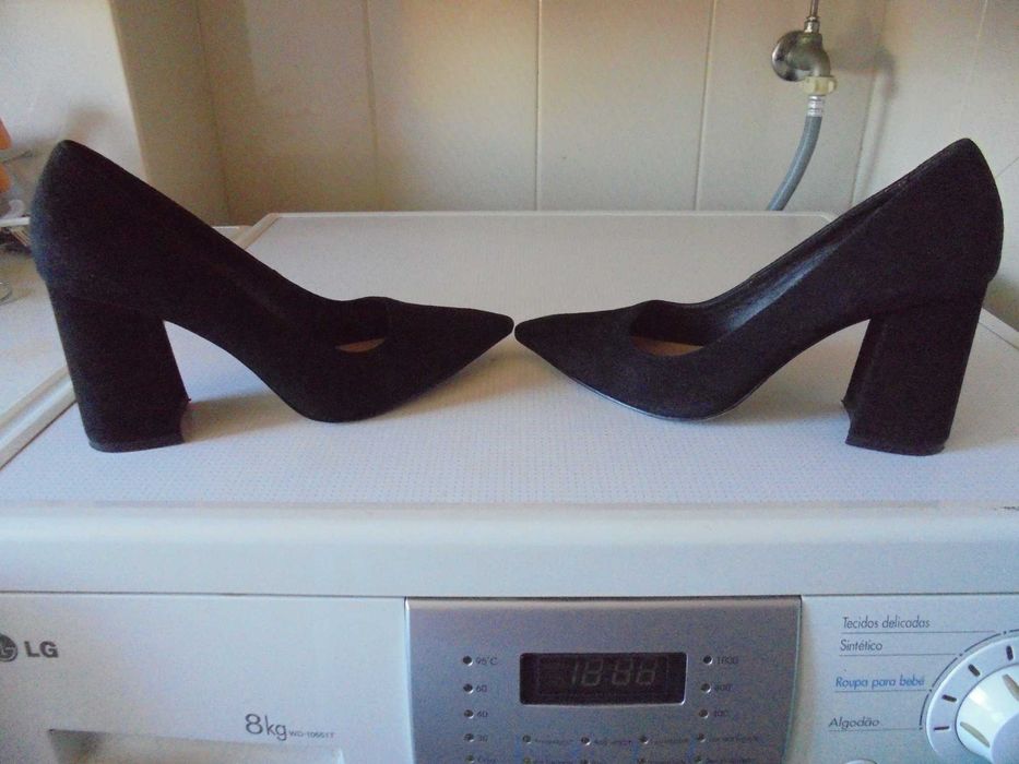 sapatos de mulher cor pretos