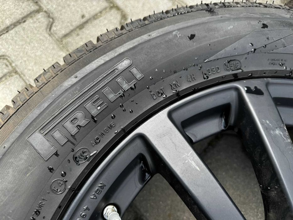 Koła Brock Alloy RC Design 18 5x127 + Opony zimowe Pirelli Scorpion 255/45/R18
