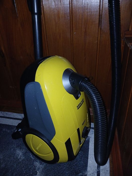 Пилесос Karcher бу