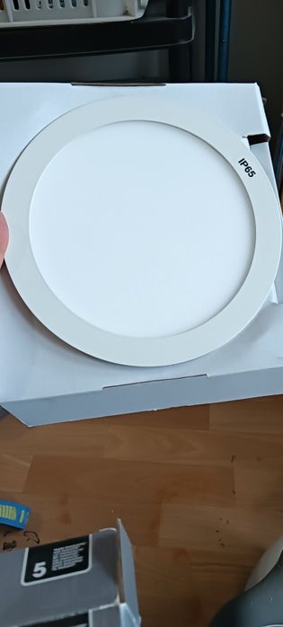 Lampa /oczko sufitowe