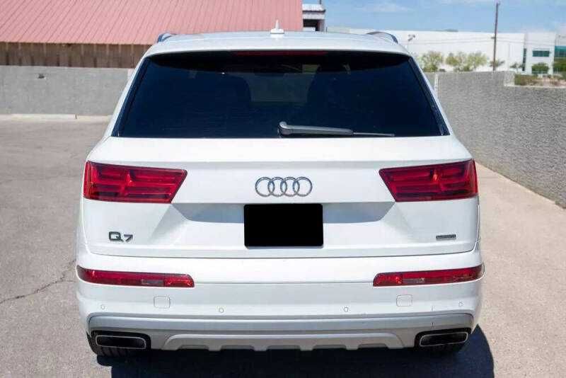 2017 Audi Q7 Premium Plus