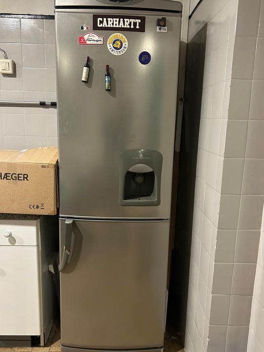 Frigorifico LG cinzento