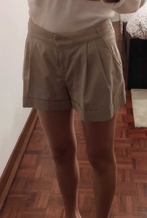 Calções Bege toque cetim