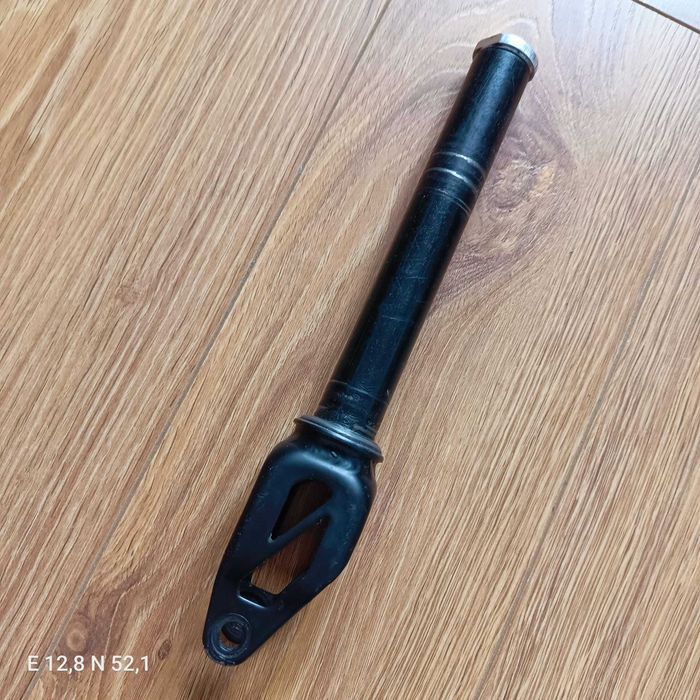 Widelec do hulajnogi wyczynowej