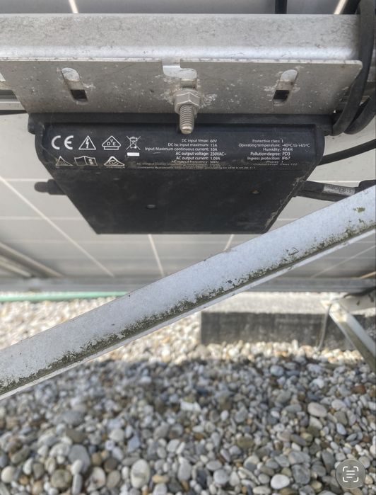 4 Paineis Solares 1kW (com estrutura e microinversores)