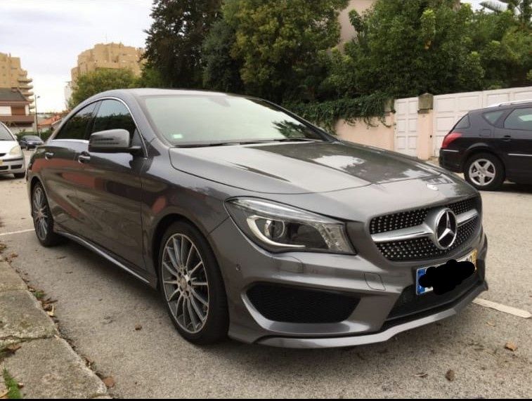 Mercedes CLA 220 AMG