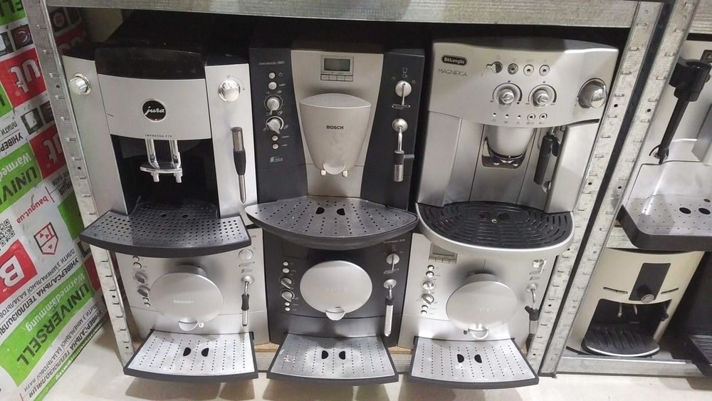 Кавоварка DeLonghi  з Німеччини.