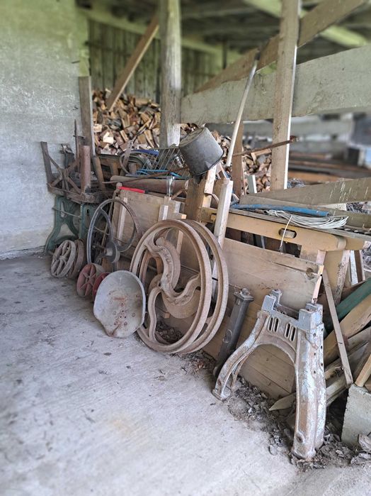 Podstawa tokarki, nogi żeliwne