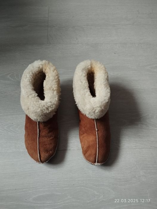 Чуни из овчины отличной выделки