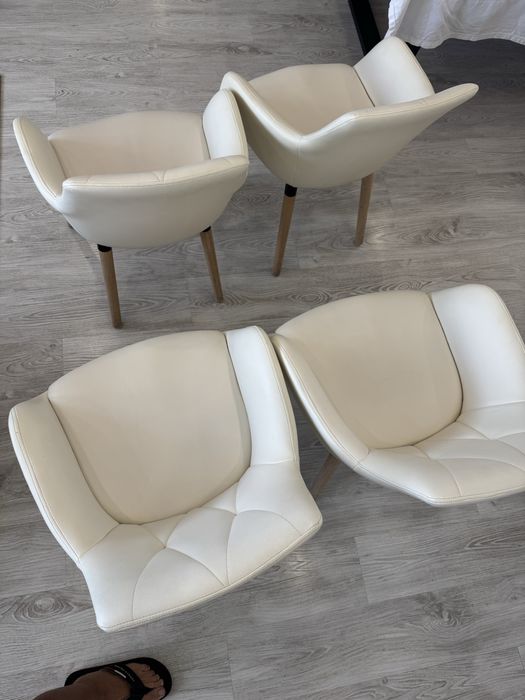 Conjunto 4 de cadeiras SKLUM