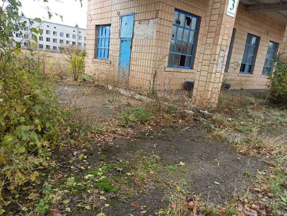 Продається будівля смт Вільшанка Голованівський район Кіровоград.обл.