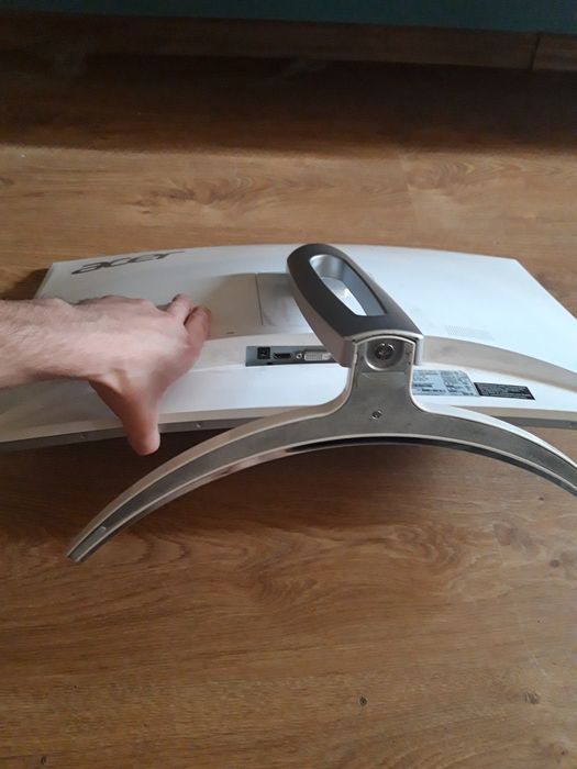 Acer ED273  27", na części, zbita matryca.