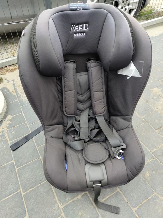 Axkid Minikid fotelik samochodowy