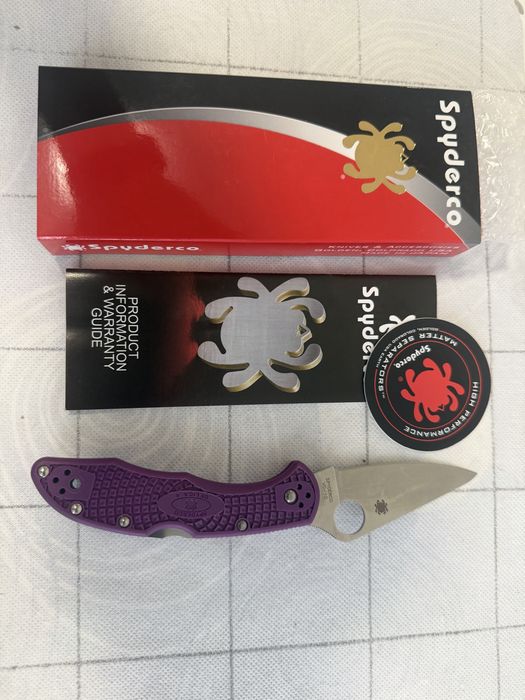 Spyderco delica 4 vg-10