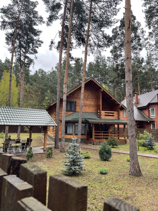 Greenhouse-автономний, в лісі, річка, на 8-10 осіб