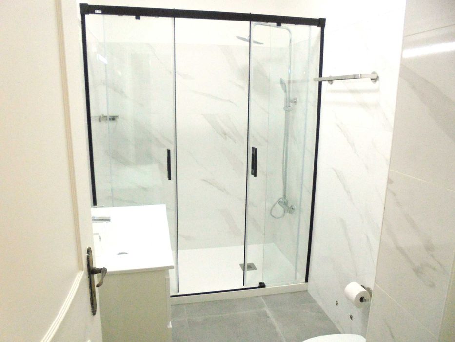 Quinta da Maia, excelente T 2 remodelado, junto Solum, Alma Shopping, disponível de imediato